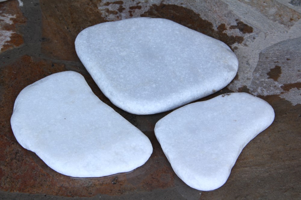 White Flegstone;